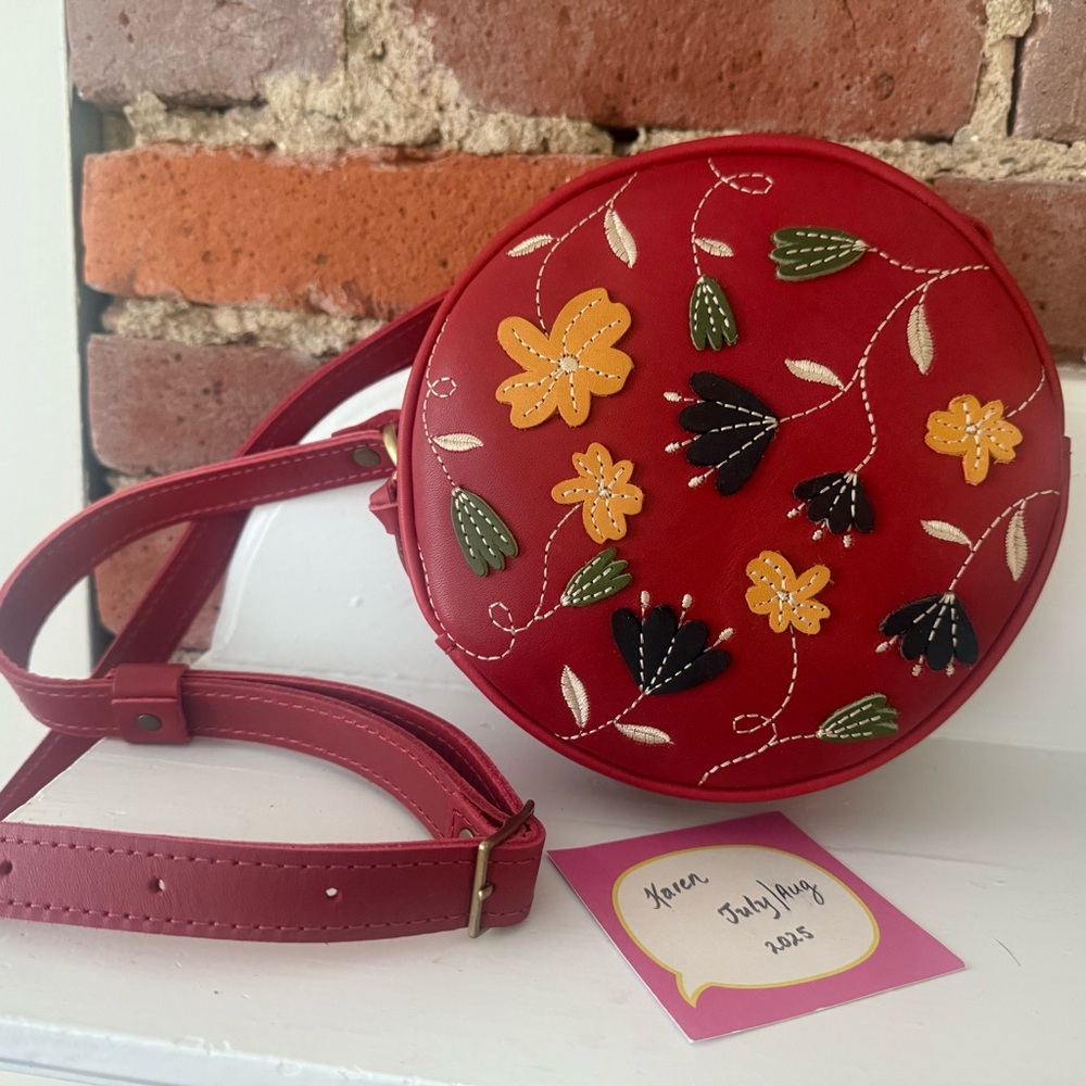Portland Leather Ruby Folklore small circle crossbody NWOT